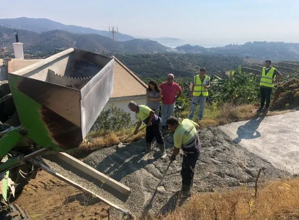 Almuñécar moviliza más de 214.000 euros para reparar y proteger 15 caminos rurales de Río Verde, Río Seco y Río Jate - Actualidad - Diario Costa Tropical