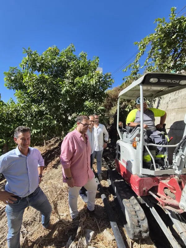 La Mancomunidad arranca obras de saneamiento en el barrio Torrecuevas - Diario Costa Tropical