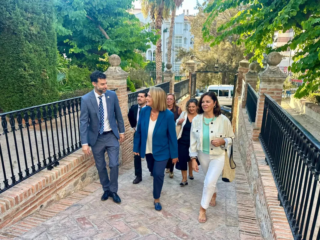 La UNED de Motril lanza cinco nuevos grados, incluido IA