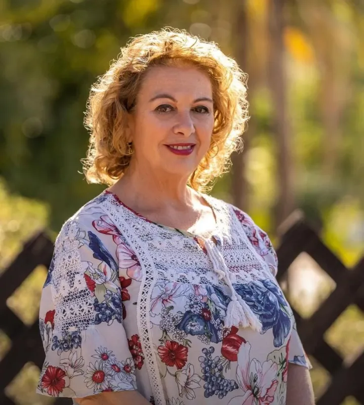 Maria Victoria Ruiz lidera ya a los andalucistas de Almuñécar - Diario Costa Tropical