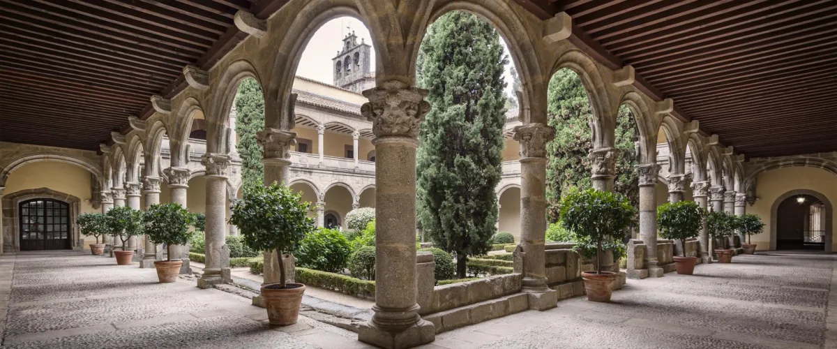 Almuñécar organiza un viaje cultural a Extremadura por el V Centenario