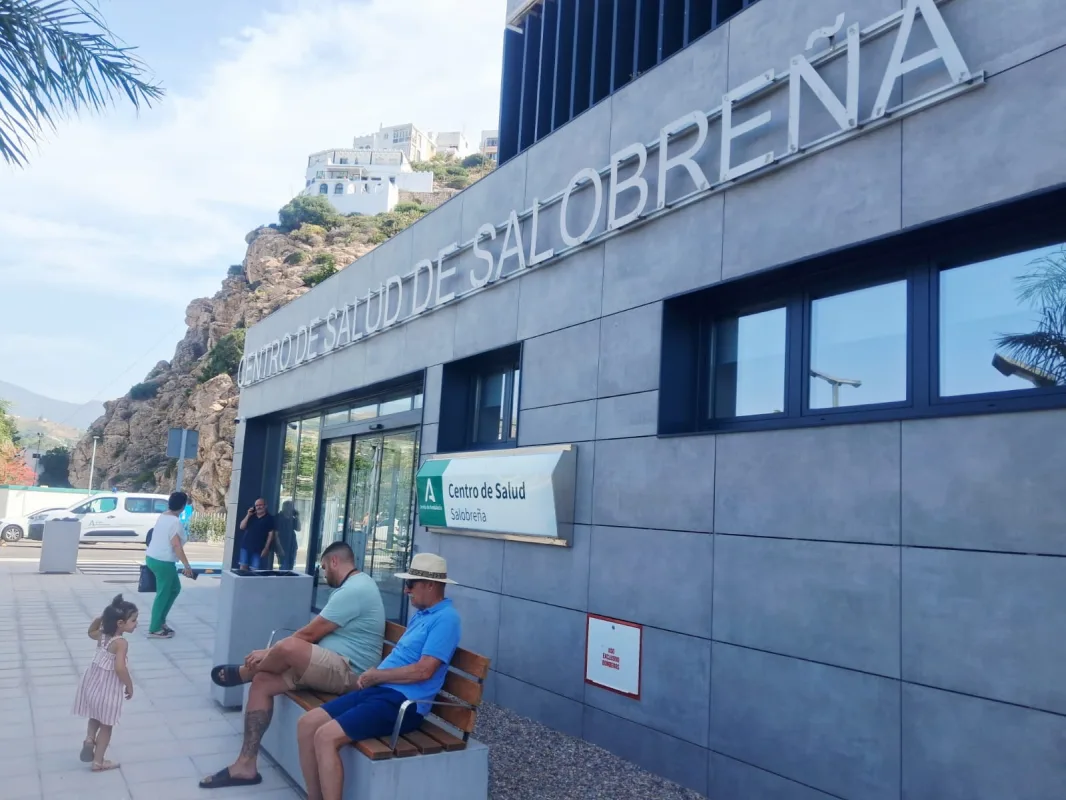 El PP de Salobreña impulsa la adaptación de aseos para ostomizados en edificios municipales y el nuevo Centro de Salud - Actualidad - Diario Costa Tropical