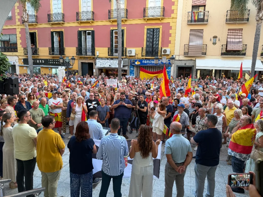 Almuñécar se une a Ceuta con una masiva concentración - Diario Costa Tropical