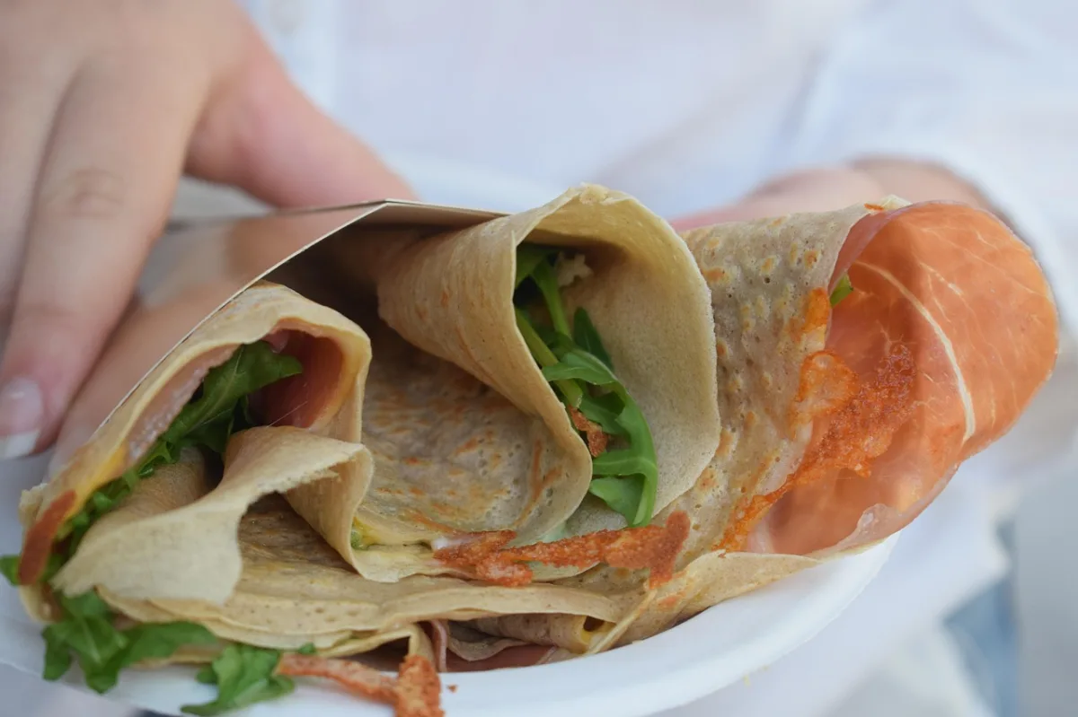 El Festival Mundial de Foodtrucks regresa a Salobreña con gastronomía internacional y conciertos gratuitos - Diario Costa Tropical