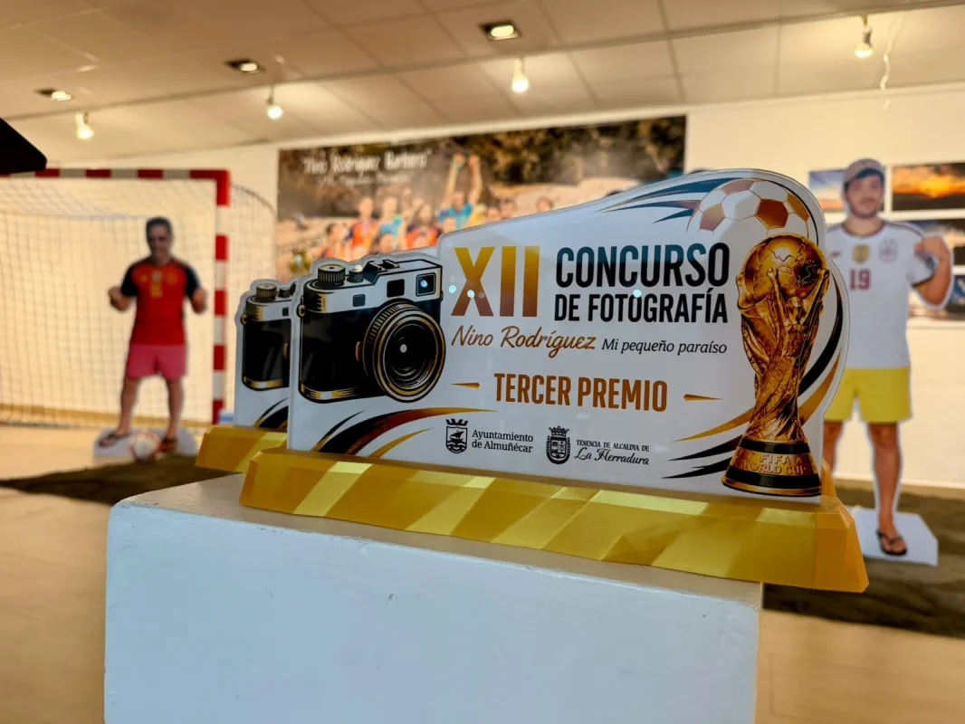 Víctor Raúl Calvo Núñez gana el XII Premio de Fotografía Mi pequeño paraíso. Nino Rodríguez en La Herradura - Vida y Cultura - Diario Costa Tropical