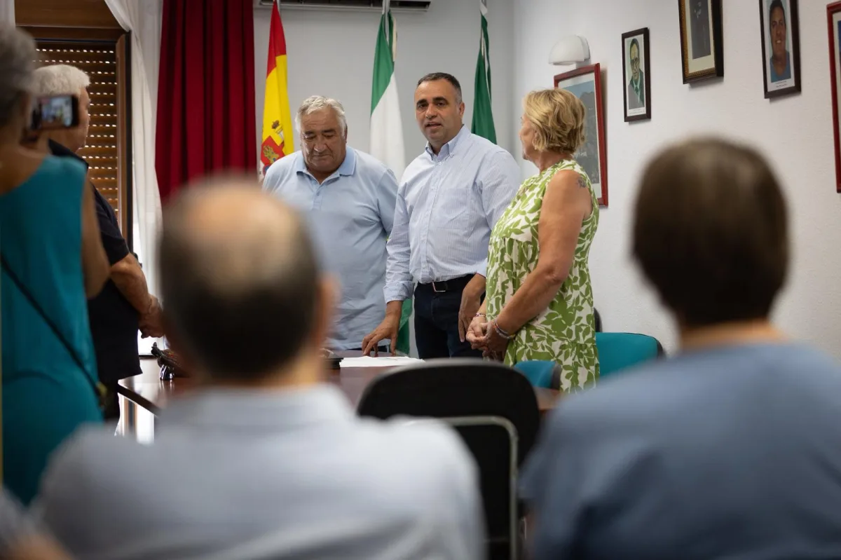 La Diputación de Granada inicia la construcción de un pozo para garantizar el suministro de agua al Ferrer (Rubite)