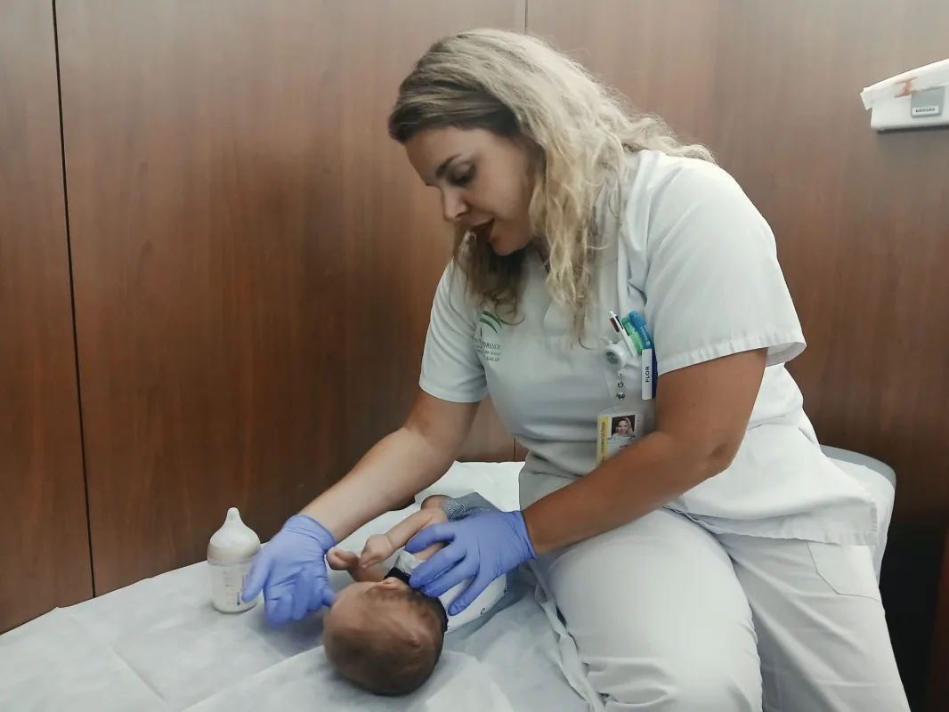 Logopeda del AGS Sur de Granada atiende a más de 900 pacientes - Actualidad - Diario Costa Tropical