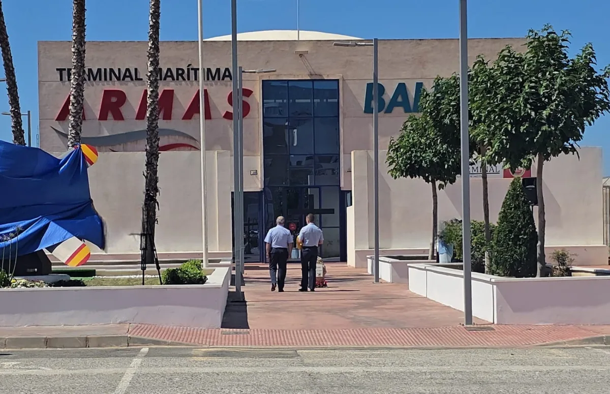 Más de 50.000 pasajeros han pasado por el Puerto de Motril durante la salida de la OPE 2026 - Motril - Diario Costa Tropical